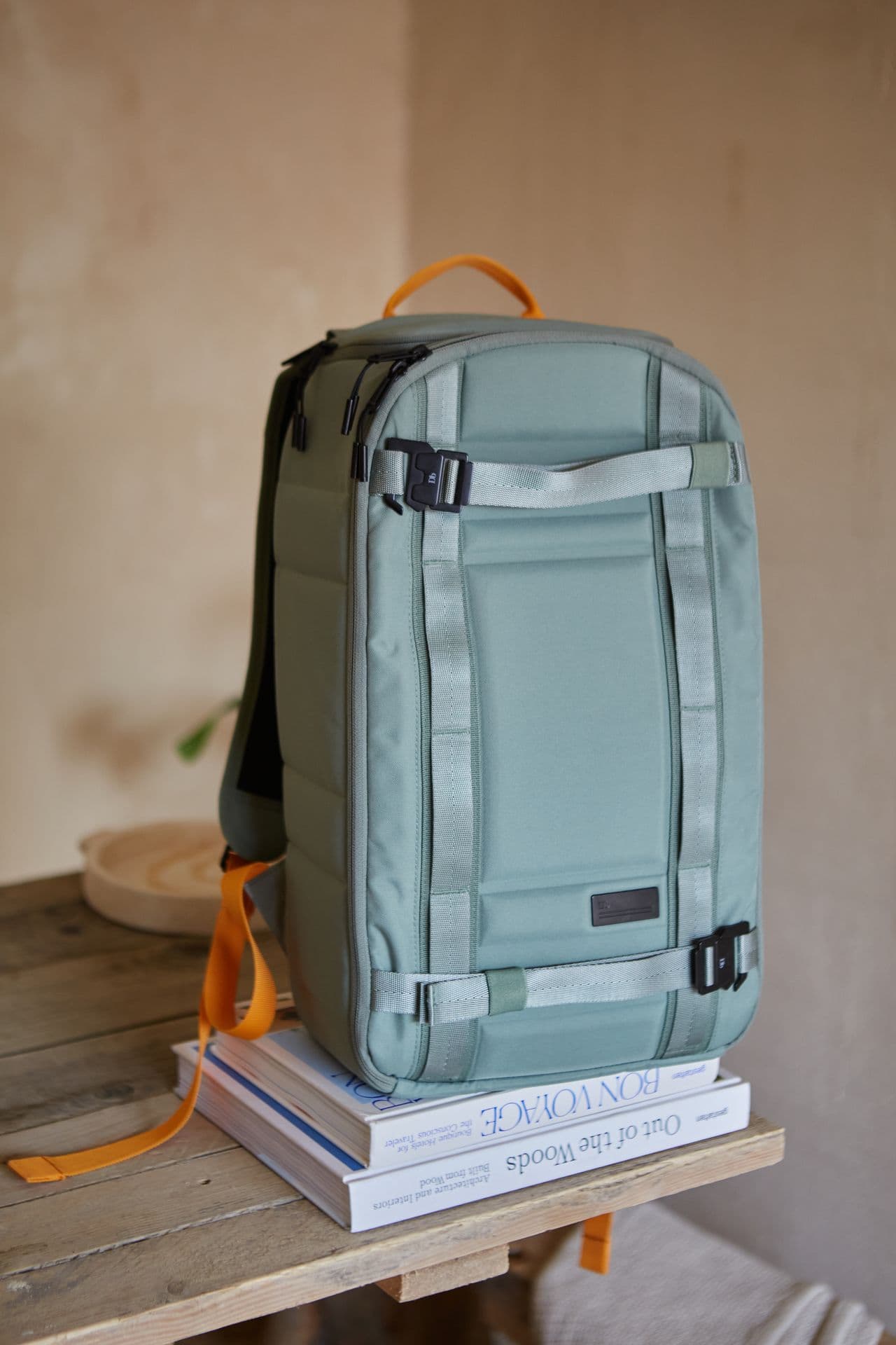 Essential Shoulder Bag